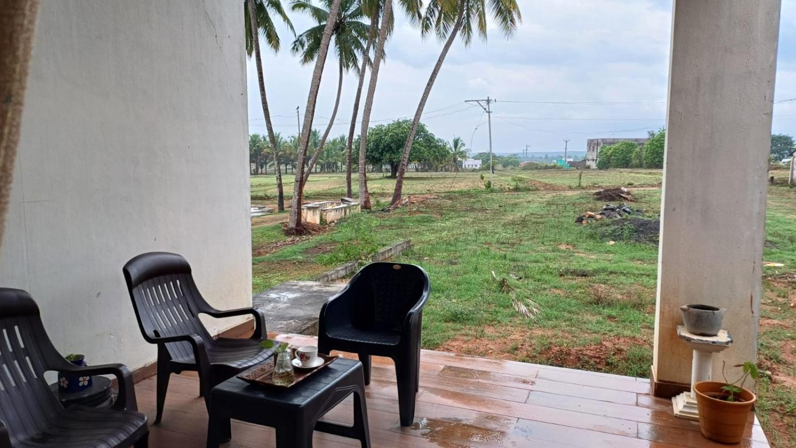 Shi'S Unique & Private 180 Degree Glass House In Pollachi Luaran gambar