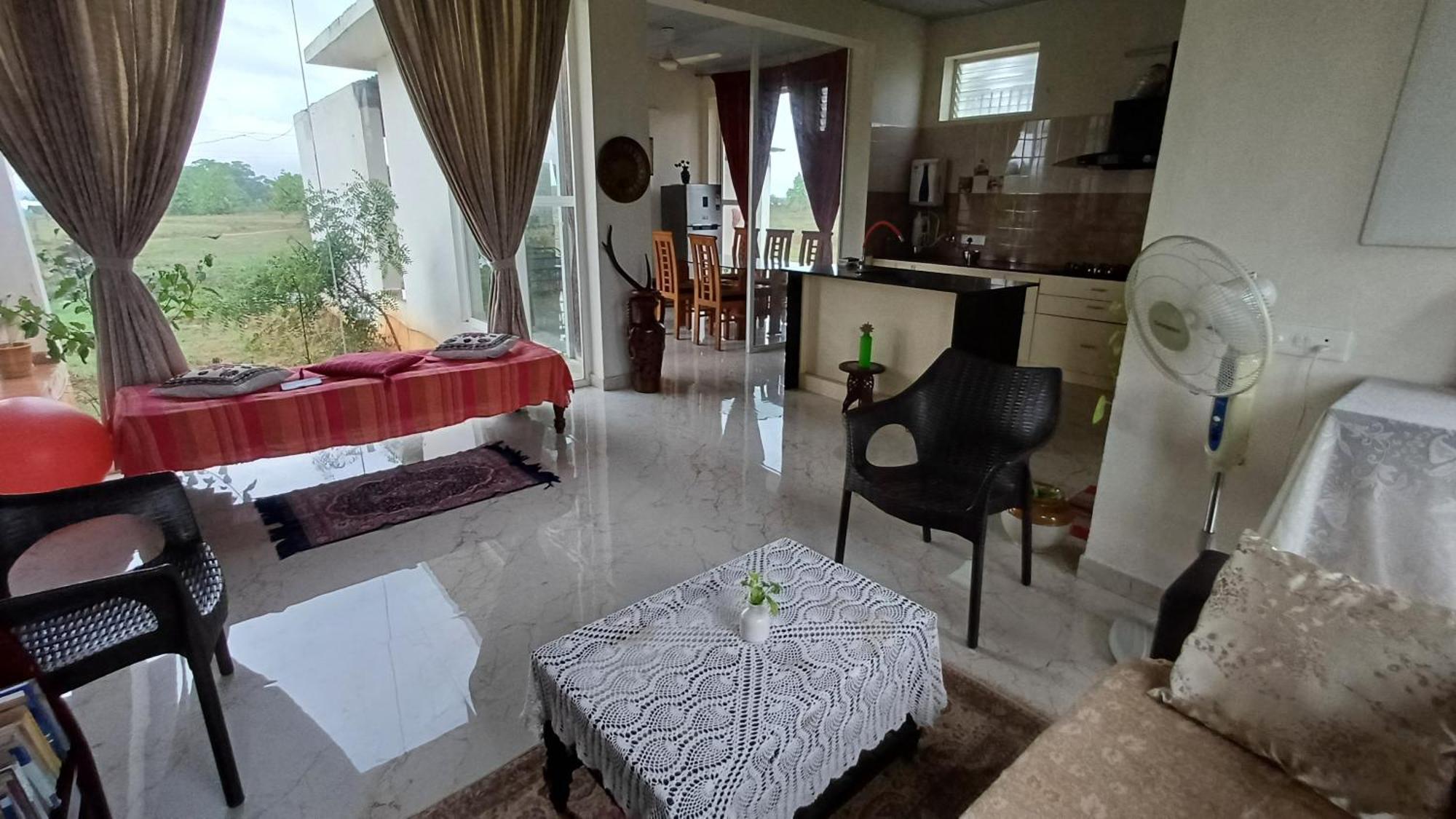 Shi'S Unique & Private 180 Degree Glass House In Pollachi Luaran gambar